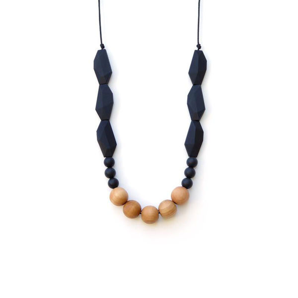 Picture of Joan Necklace Wood Black