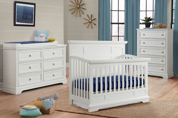 baby bed and dresser
