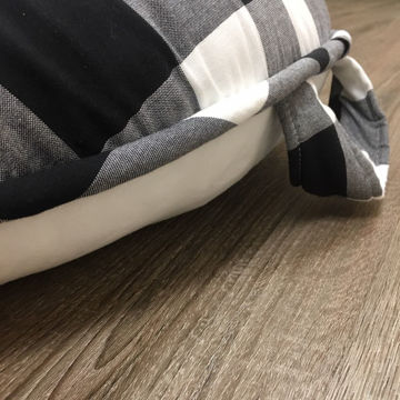 Picture of Pello - Parker Ivory