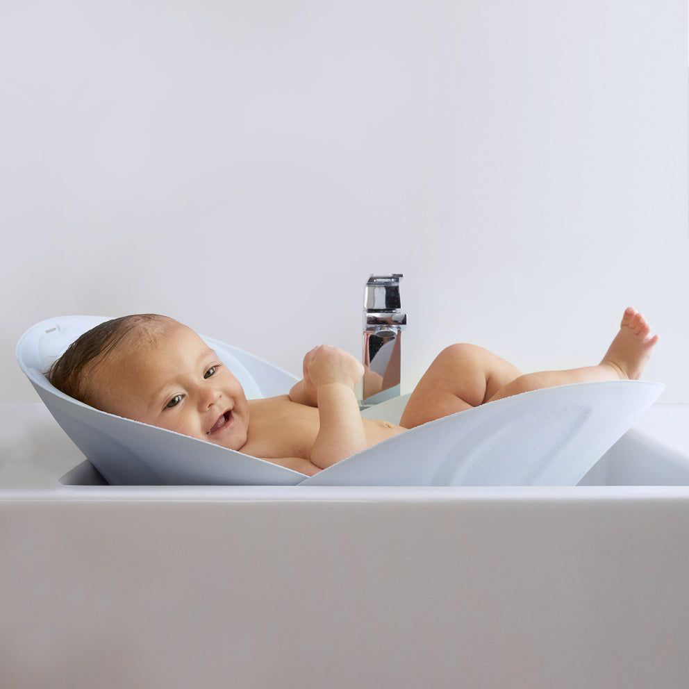 Fridababy 4-in-1 Grow with Me Baby Bath Tub