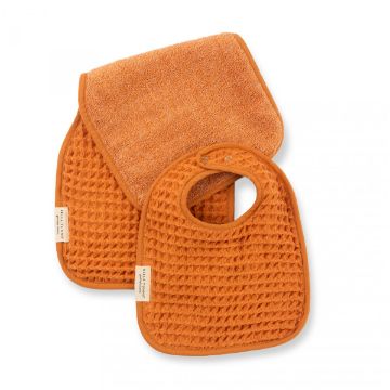 Picture of Reversible Bib + Burp Set Pumpkin | Bella Tunno